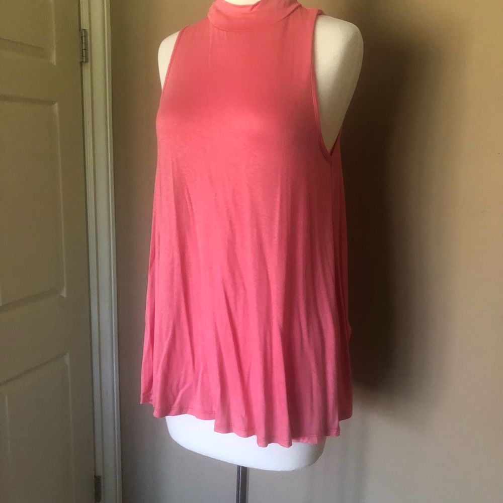 Swing Halter Top - Picture 5 of 9